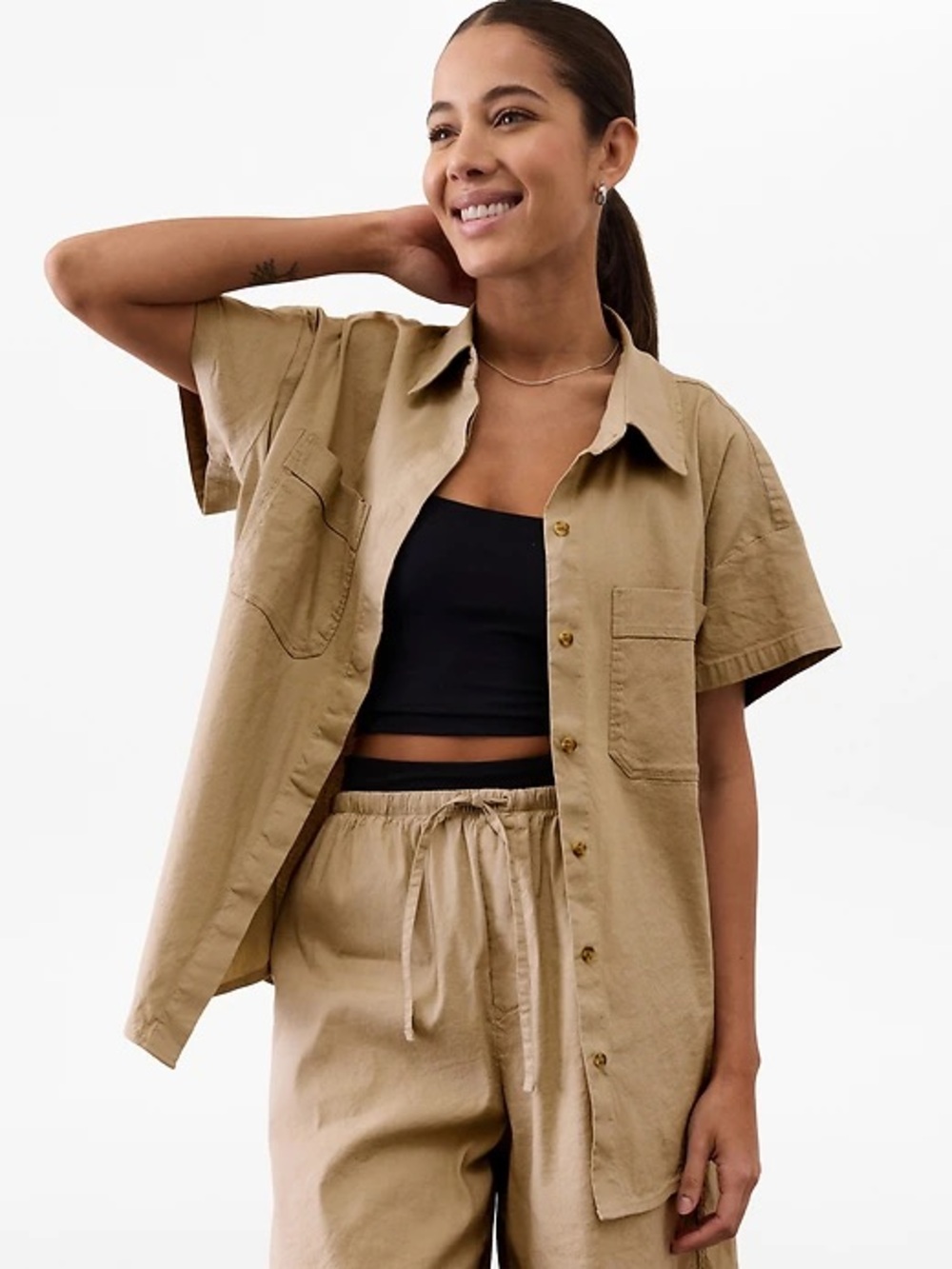 Tan Short-Sleeve Button-Up Shirt - Relaxed Fit| Athleta Paradise Short Sleeve